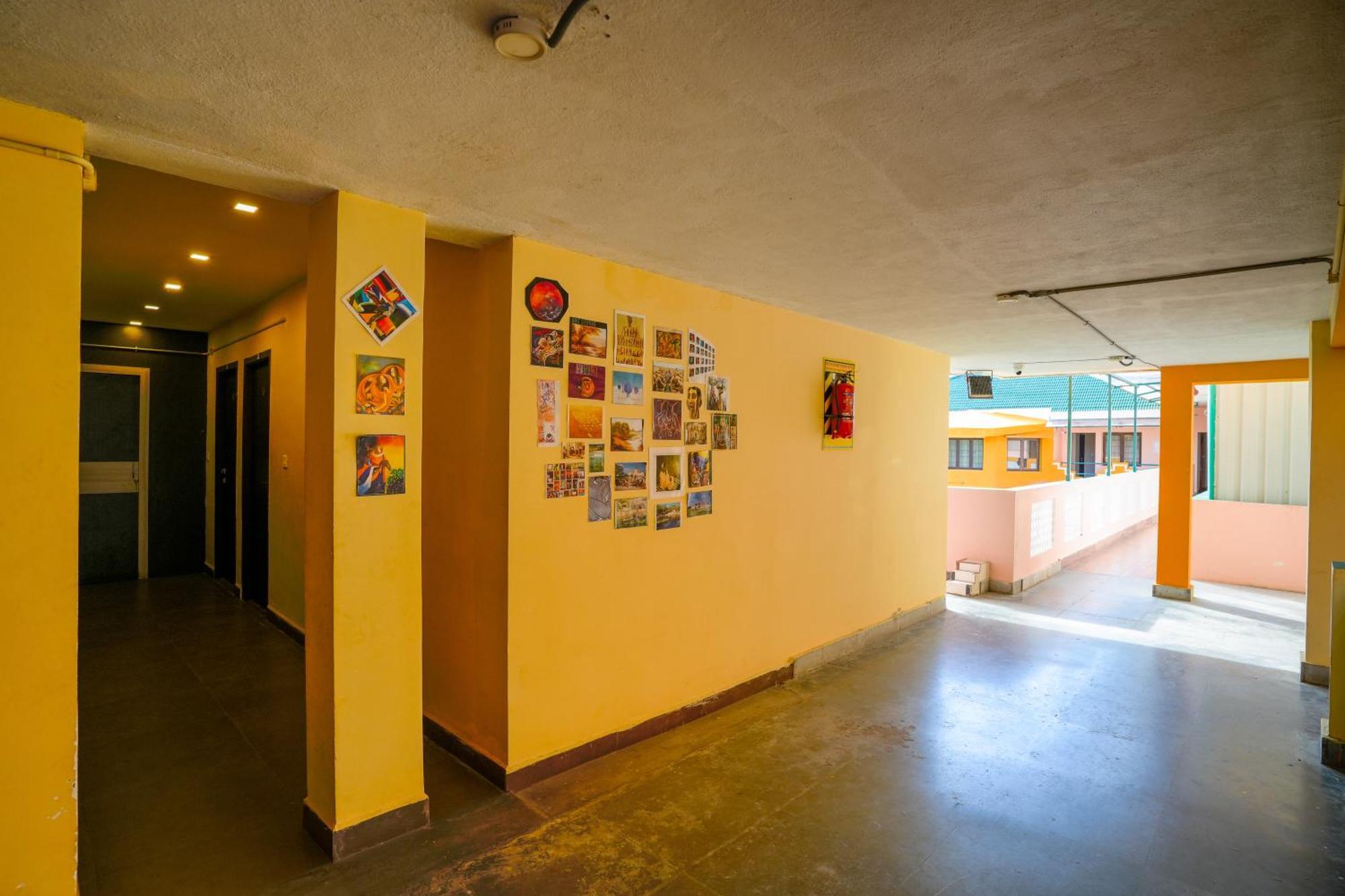 La Courtyard Hotel Pondicherry Exterior photo