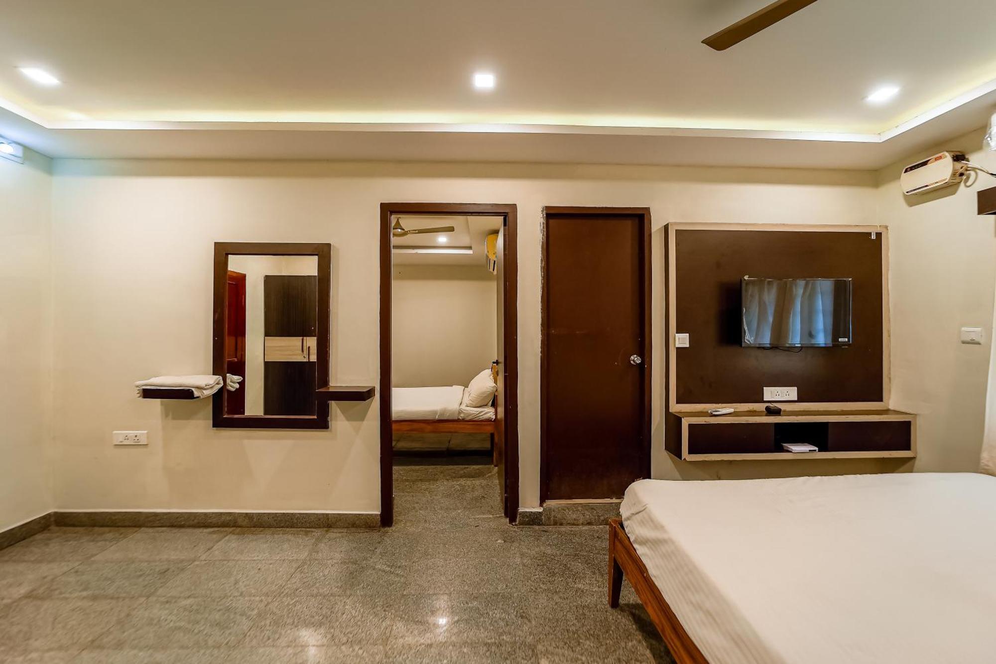 La Courtyard Hotel Pondicherry Exterior photo
